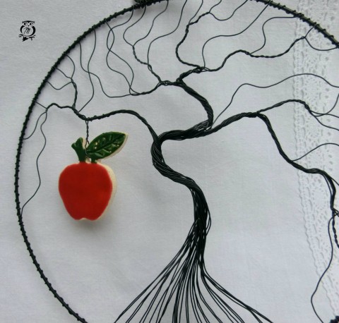 Očesáno jablko jablíčko dekorace strom keramika drát závěs obrázek drátování drátky 