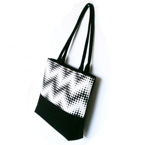 Kabelka EUPHONIA I kabelka černobílá textilní geometrická geometri 