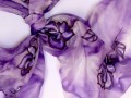 Ručně malovaná fialková šála
