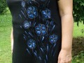 Tričko ručně malované-černé s květy