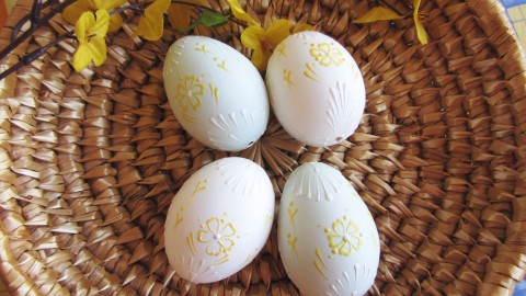 Kraslice - Kytičky jarní svátek vosk jaro velikonoce vajíčka velikonoční vejce kraslice svátky hody hodování koledníci koledník 