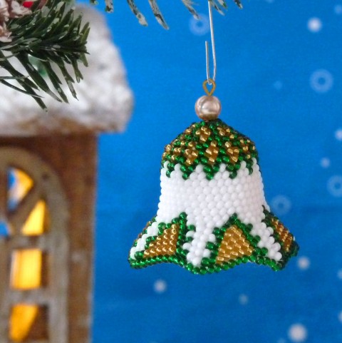 Vánoční ozdoba - zvonek zelenozlatý dekorace vánoce zelený háčkovaný dáreček zvoneček zvonek háčkování drobnost zlatý originál handmade vánoční ozboba přízdobička 