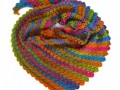 Háčkovaný šátek - harmonie barev