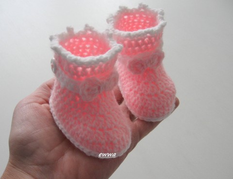 Háčkované botičky holčičí botičky bačkůrky novorozenec pro holky děti miminko 