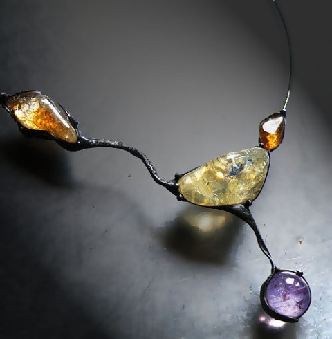 Evelin...(pálené citríny, ametyst) náhrdelník šperky originální cín fantazie zlatá světlo příroda přírodní extravagantní slunce ametyst stříbrná kulička autorský originál citrín čirá fantasy energie obruč autorský šperk cínový šperk vnitřní svět pálený citrín 