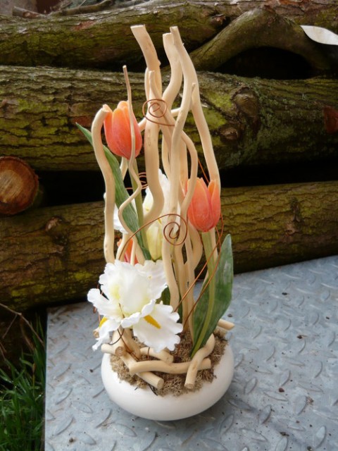 Dekorace s tulipány domov dekorace porcelán venkov aranžmá bydlení bytová dekorace bytový doplněk umělé květiny 