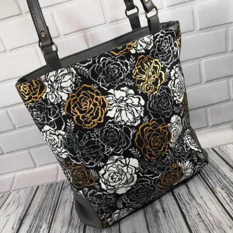Kabelka růže kabelka originální dárek doplněk taška květy elegantní květ prostorná koženková 