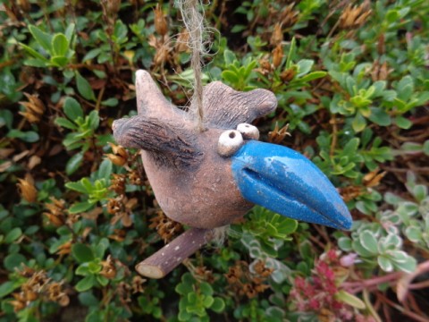 závěsný keramický pták modrý zobák keramika pták keramický ptáci závěsný 