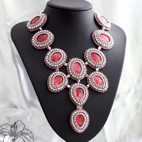 Šitý náhrdelník Joanne náhrdelník šitý luxusní luxus beadweaving královský 
