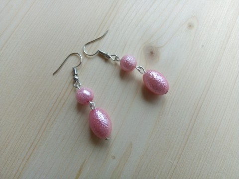 Růžové vroubkované perly náušnice 