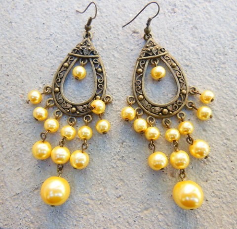 bronzové žluté orientální nášnice šperky korálky náušnice veselé hravé žlutá žlutý bižuterie perličky perly výrazné orientální bronz bronzové 