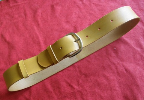 Pásek kožený žlutý,  97-110 cm 