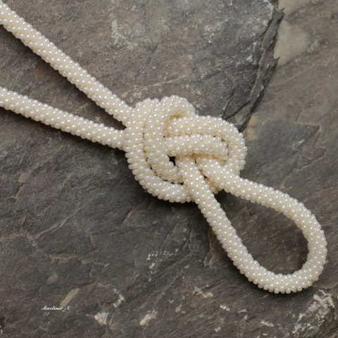 Kémový had...náhrdelník náhrdelník korálky háčkovaný svatba svatební smetanový krémový 