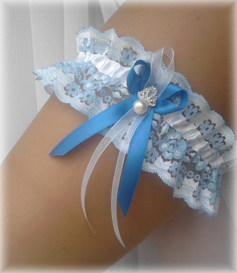 KRAJKOVÝ PODVAZEK modrý perla štras modrý dárek modrá elegantní bílá láska svatba krajka sexy bílý svatební romantický dárkový nevěsta wedding podvazek hochzeit svatební šaty podvazkový pás 