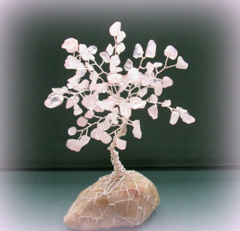 Stromeček-Břízka růženínová růženín minerály drátky stromek břízka 