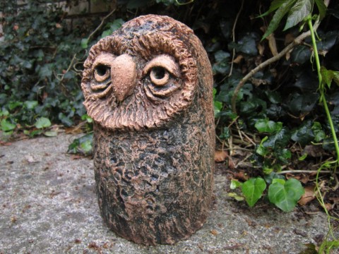 Tak moudrá sova.. domov dekorace dárek keramika pták socha interiér zahrada sova moudrost 