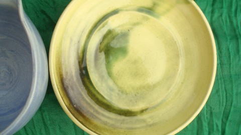 dezertní talířek zelený talířek podšálek zelený čaj 