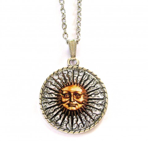 Přívěsek...Slunce je symbol síly. šperk přívěsek náramek kov originální doplněk strom barevné ornament veselé hravé ozdoba jemné řetízek slunce módní prstýnek motiv něžné symbol lůžko zajímavé život keltský keltské grafický kompletní drobnůstky triskel 