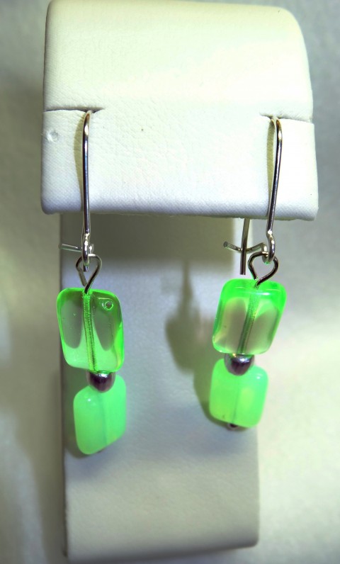 Earrings UG 4 šperk dárek zelená náušnice zelený svítící móda šperky-náušnice uv 