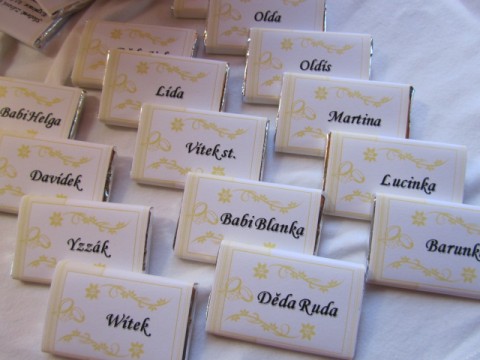Svatební čokoládové jmenovky žluté svatba čokoláda svatební jmenovky 