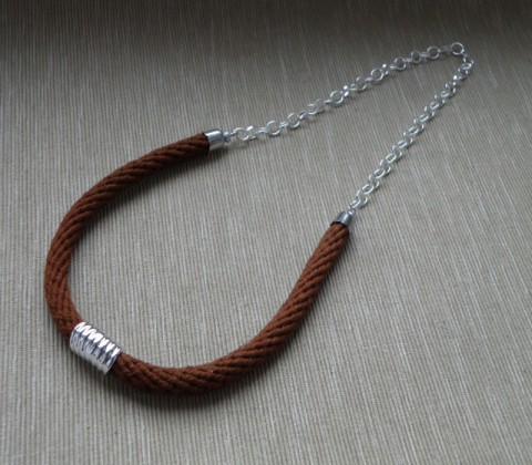 Náhrdelník - podzimní varianta náhrdelník kov nerez materiál textilní materil lano 