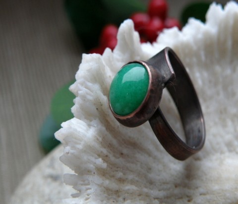 Prsten - zelený serpentin v mědí prsten měď 