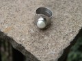 Prsten - říční perla v nerezu