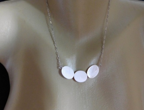 Náhrdelník - bílá perleť náhrdelník bílá perleť nerez ocel 