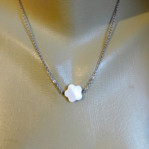 Nerezový náhrdelník s perletí náhrdelník bílá perleť nerez ocel 