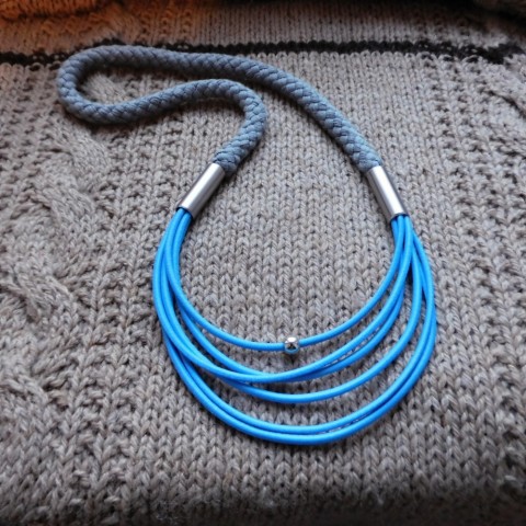 Náhrdelník modrošedý náhrdelník šedá nerez lano modrá textil 