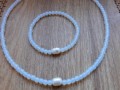 Náhrdelník-opalit s bílou perlou