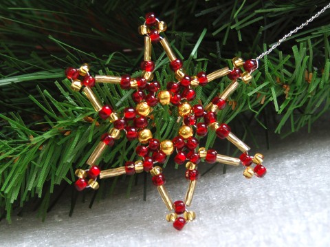 Hvězda s drátkem VAN 59 červená dekorace originální korálky zápich vánoce sklo zlatá vánoční hvězda ozdoba rokajl netradiční třpytivý vločka 