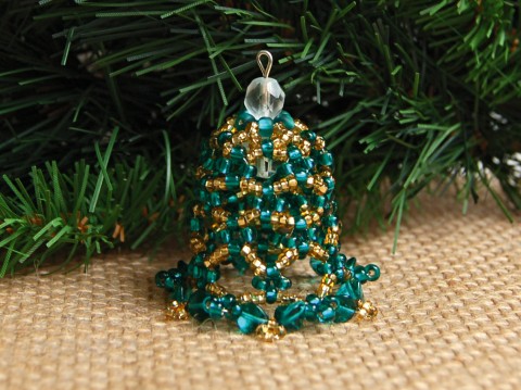 Zvoneček 3D - VAN86 dekorace originální korálky zelená vánoce sklo zlatá vánoční zvoneček zvonek ozdoba nerez rokajl smaragdová třpytivý 