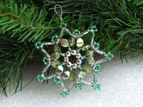 Vánoční hvězda - VAN98 dekorace originální korálky zelená vánoce sklo vánoční hvězda ozdoba stříbrná třpytivá rokajl čirá vločka tvarovky 