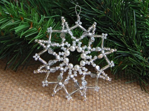 Vánoční hvězda - VAN115 dekorace originální korálky vánoce sklo bílá vánoční hvězda ozdoba stříbrná třpytivá rokajl čirá vločka tvarovky 