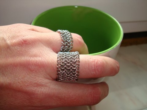 Kroužkovaný prsten širší, ch.ocel prsten ocel chainmaille kroužkovaný 
