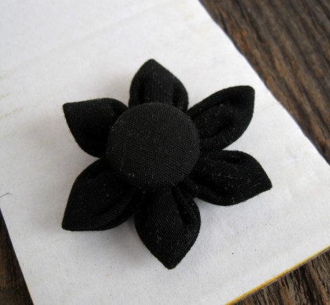 Kanzashi brož..... brož květina černá kanzashi kanzaši 