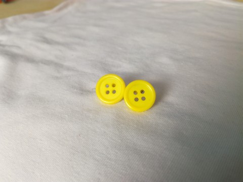 Žluté knoflíčky - puzetky knoflík puzetky puzetka puzeta knoflíček knoflíkový 