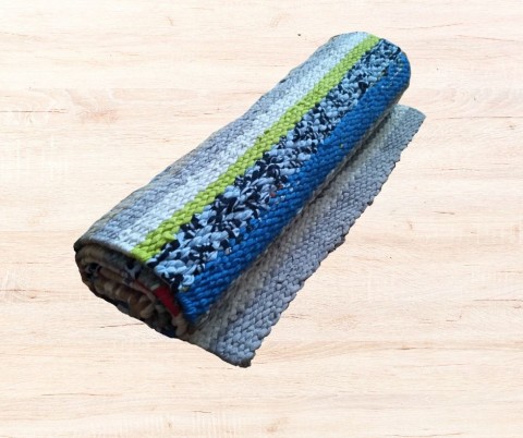 Tkaný kobereček / běhoun koberec domov bavlna běhoun pruhy barevný vlna textilní bydlení recyklovaný kobereček hadrák domů směsový dobytu hadrový nachalupu nazem 