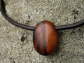 Dřevěný šperk - oválek
