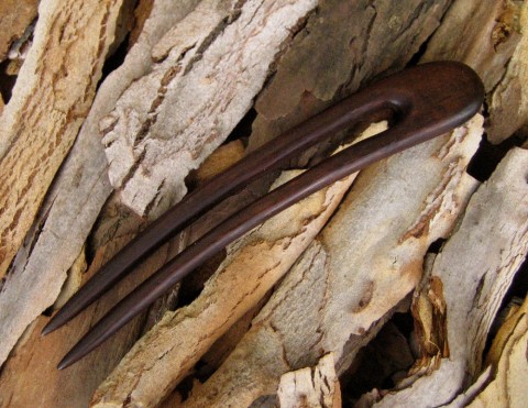Jehlice dřevo vlasy jehlice ořešák 