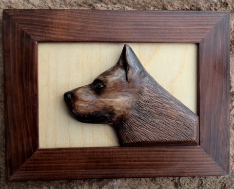 Reliéf - pes pes dřevořezba reliéf lípa vlčák 