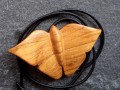 Dřevěný  šperk - motýl