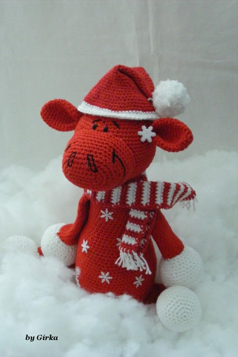 Vianočná žirafka žirafa červená dekorace sníh vánoce čepice bílá narozeniny hračky zoo zvířata dárky vločky překvapení 