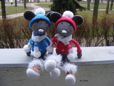 Myšky - súrodenci zima modrá vánoce růžová bílá narozeniny myš hračky zvířata šál dárky čapka deti súrodenci 