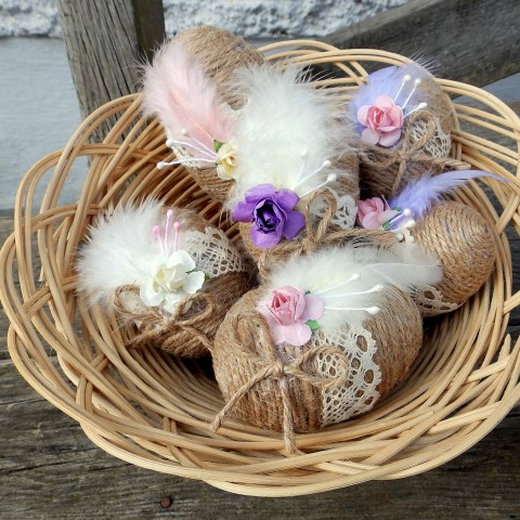 Dekorační vajíčka - Shabby Chic dekorace fialová růžová bílá dekorativní přírodní dekorační vajíčka režná vejce provázek vajíčko motouz sisal režné 