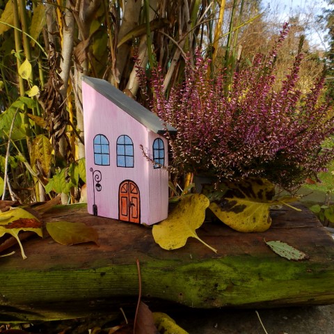 Dřevěný domeček růžový dřevěný růžová domeček dekorační domeček malovaný domeček 