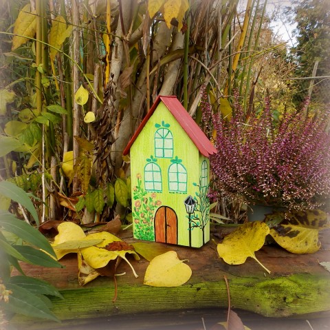 Dřevěný domeček dřevěný zelená domeček dekorační domeček malovaný domeček 