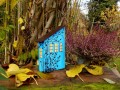 Dřevěný domeček modrý