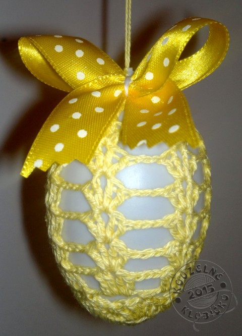 Vajíčko ve žluté krajce dekorace dárek bavlna jaro velikonoce plast vejce kraslice poutko vajíčko 